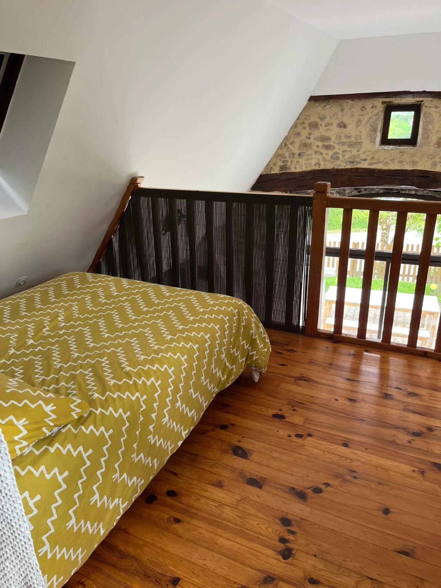 Maison Charmante A Maleville Avec Jardin Prive Et Parking.B Eksteriør billede